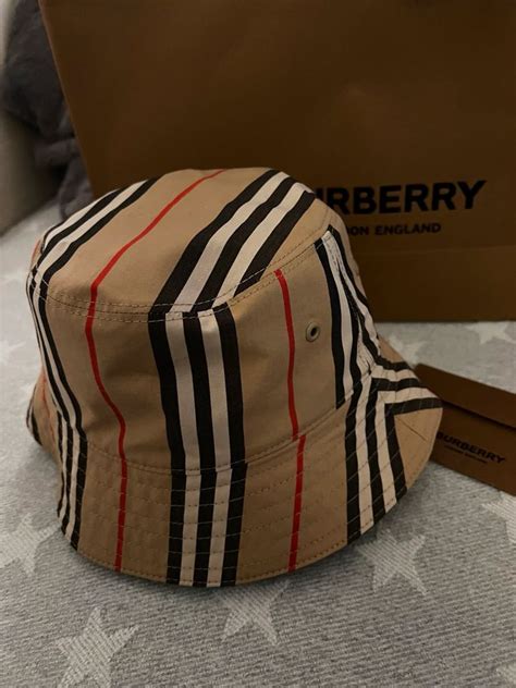 burberry fischerhut fake